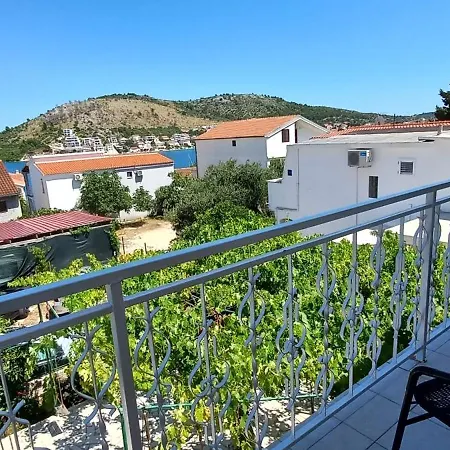 Crystal Bay Toni 70m To Apartamento *